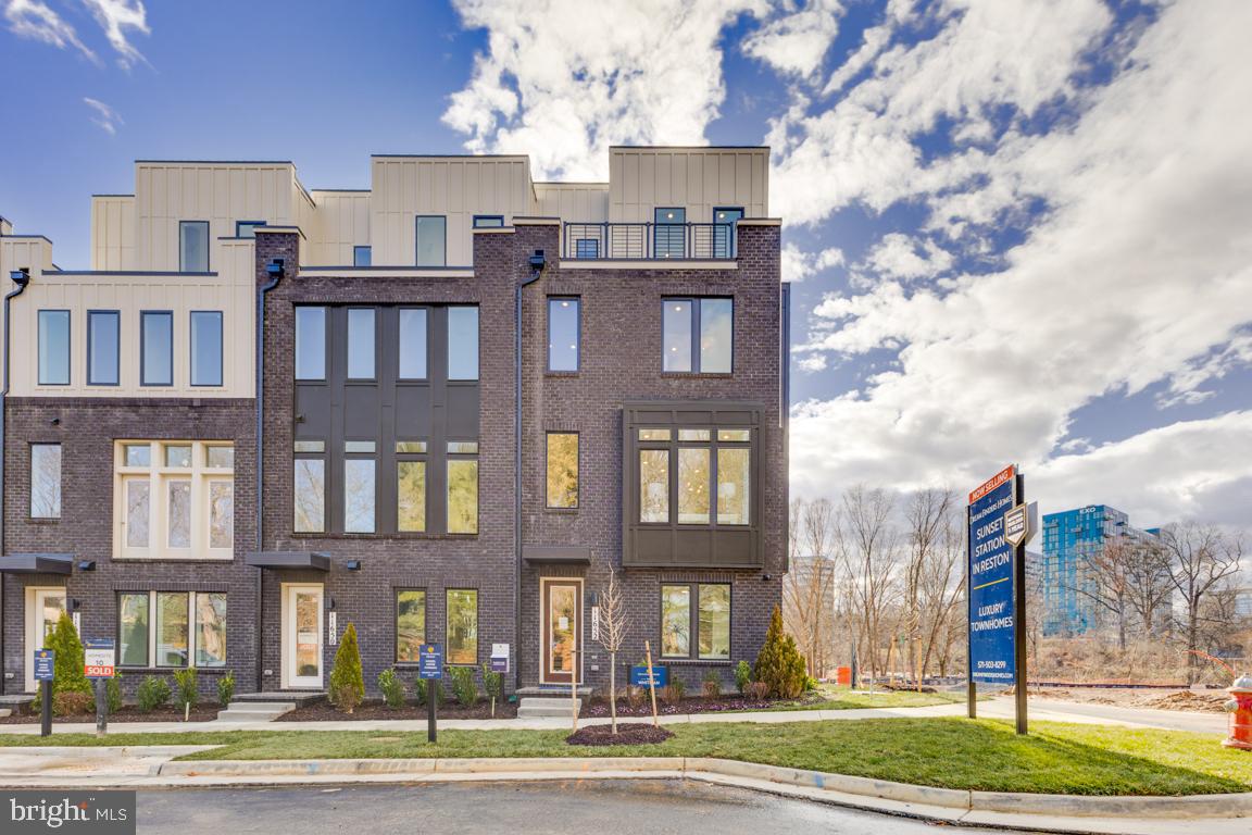 11597 Patriotic Ln