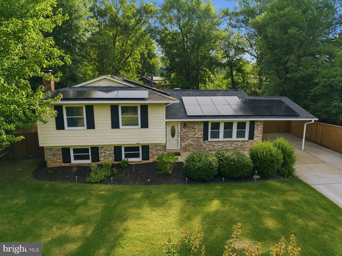 2410 Parkers Lane