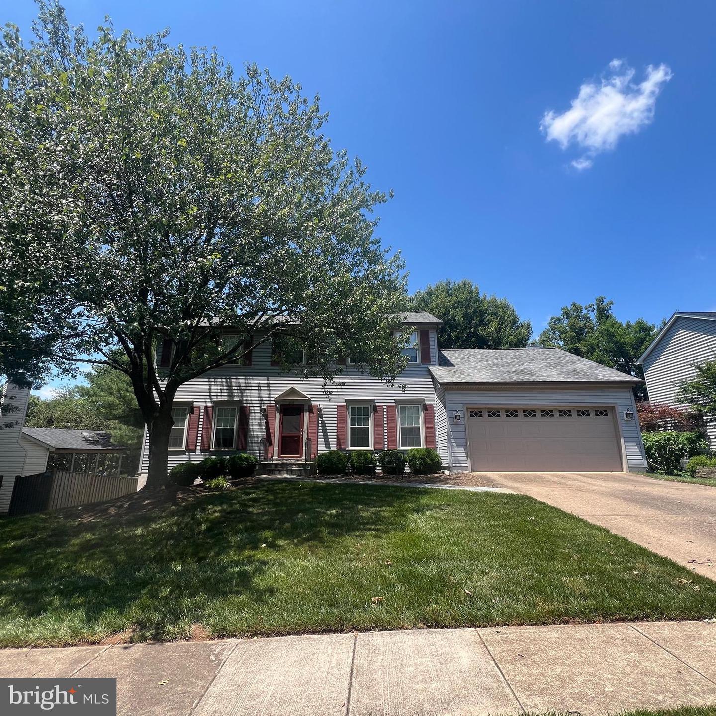 2616 Thomas Young Lane, Herndon