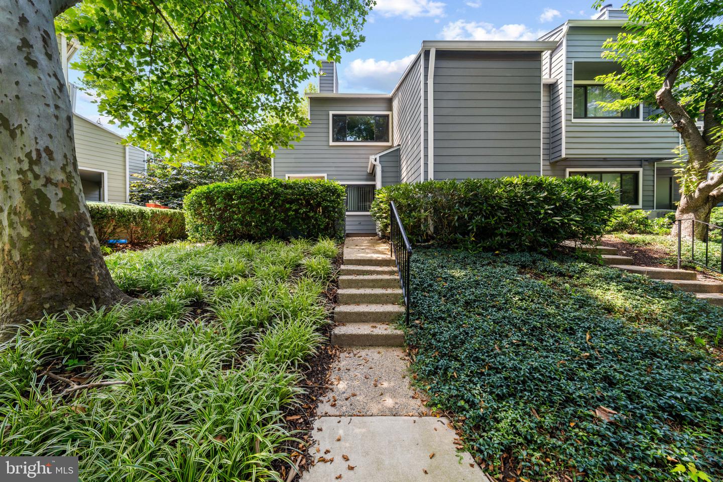 1904 Villaridge Dr