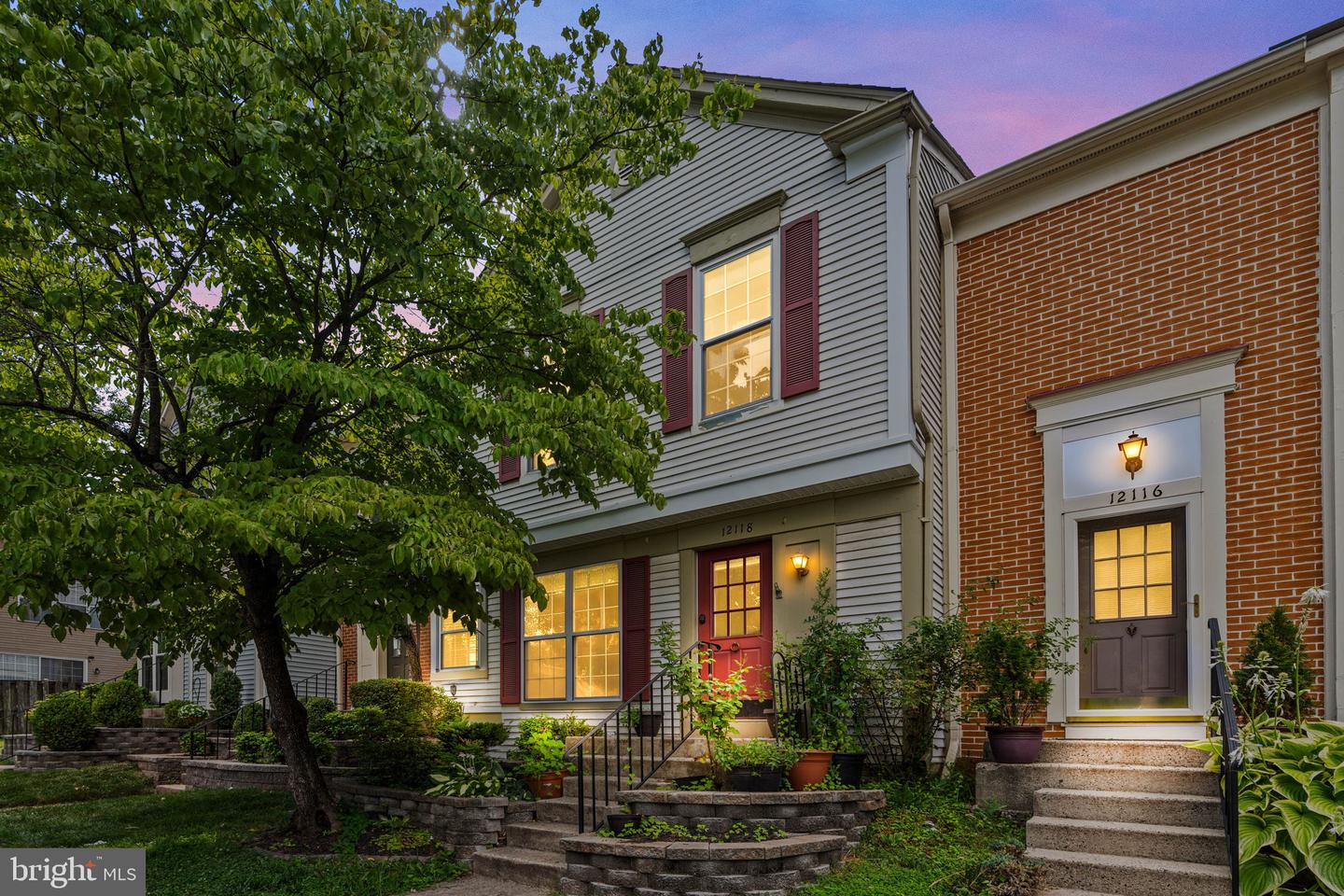 12118 Wedgeway Place