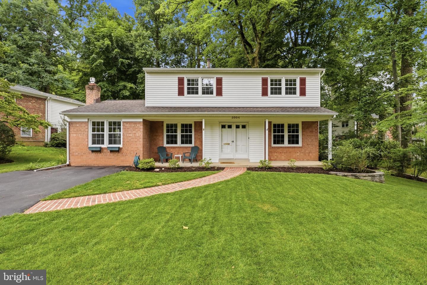 5004 Linette Lane