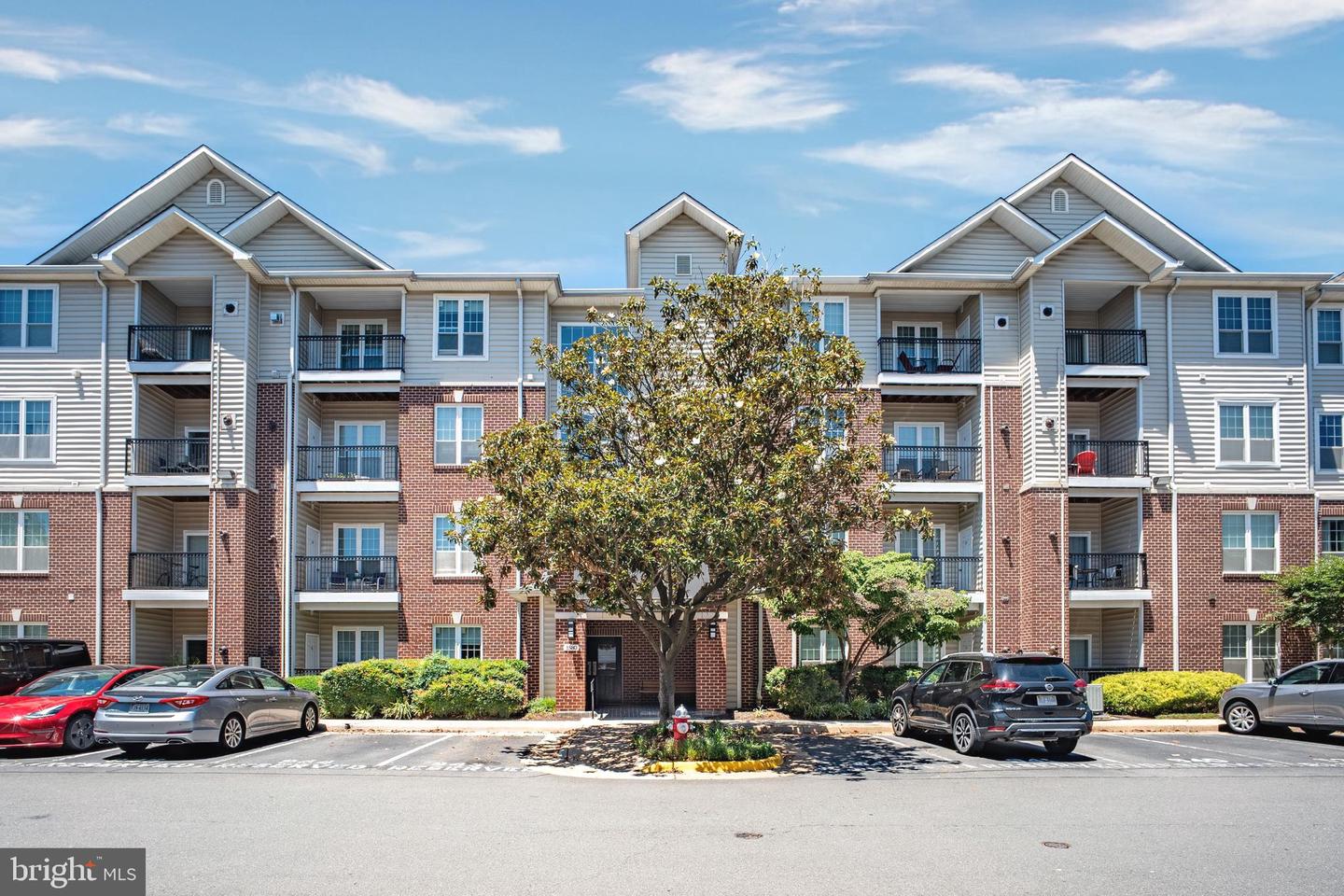 1580 Spring Gate Drive #4415
