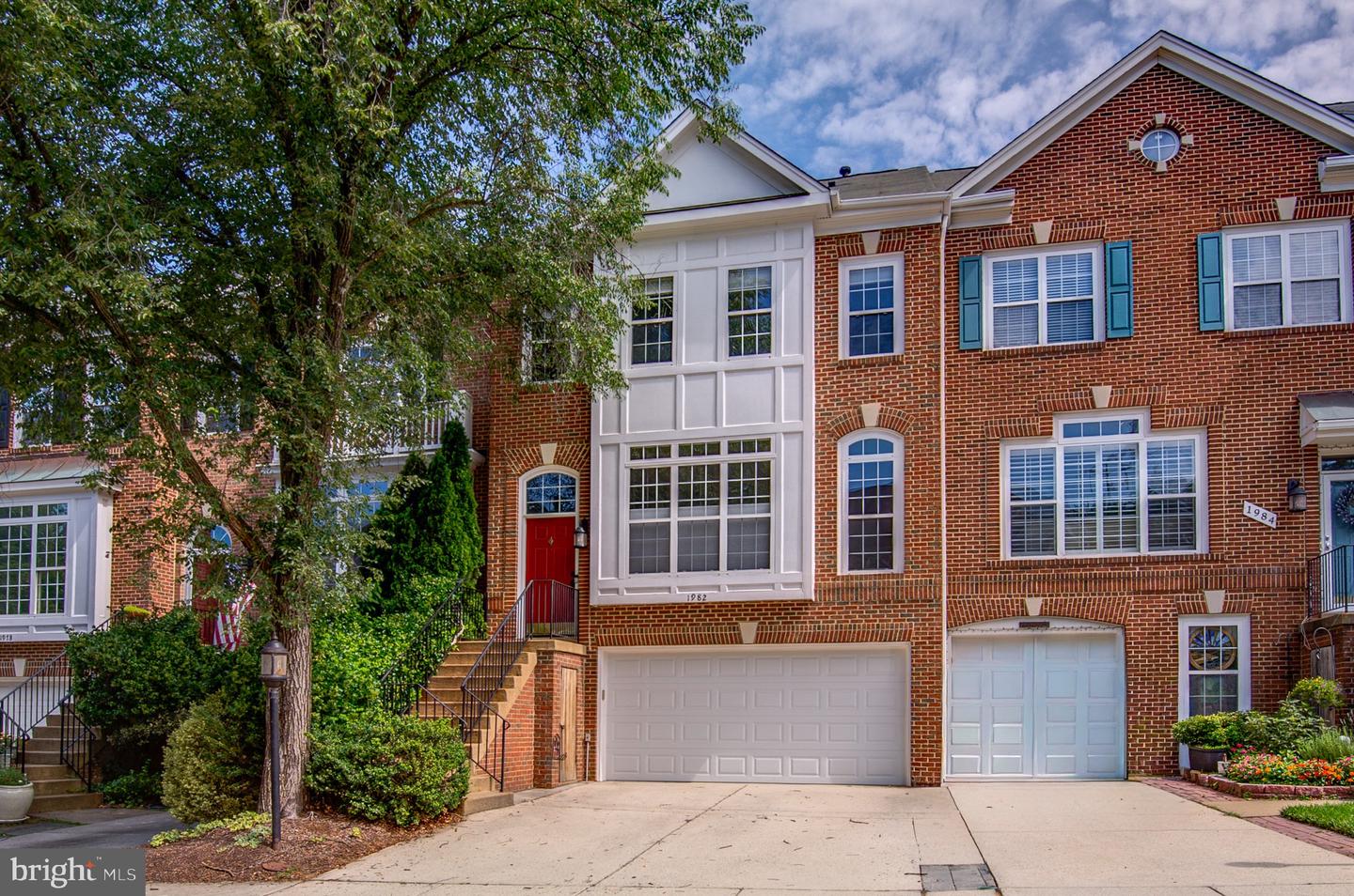 1982 Logan Manor Drive