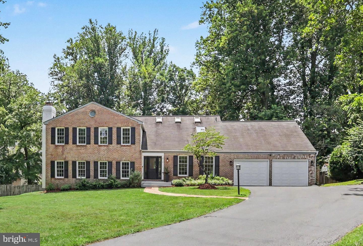 810 Aaron Court