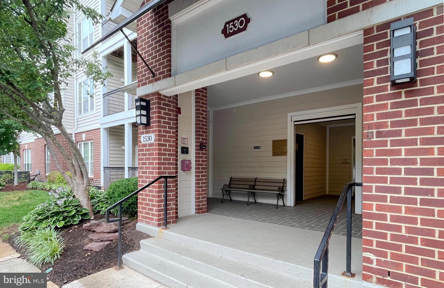 1530 Spring Gate Drive #9208