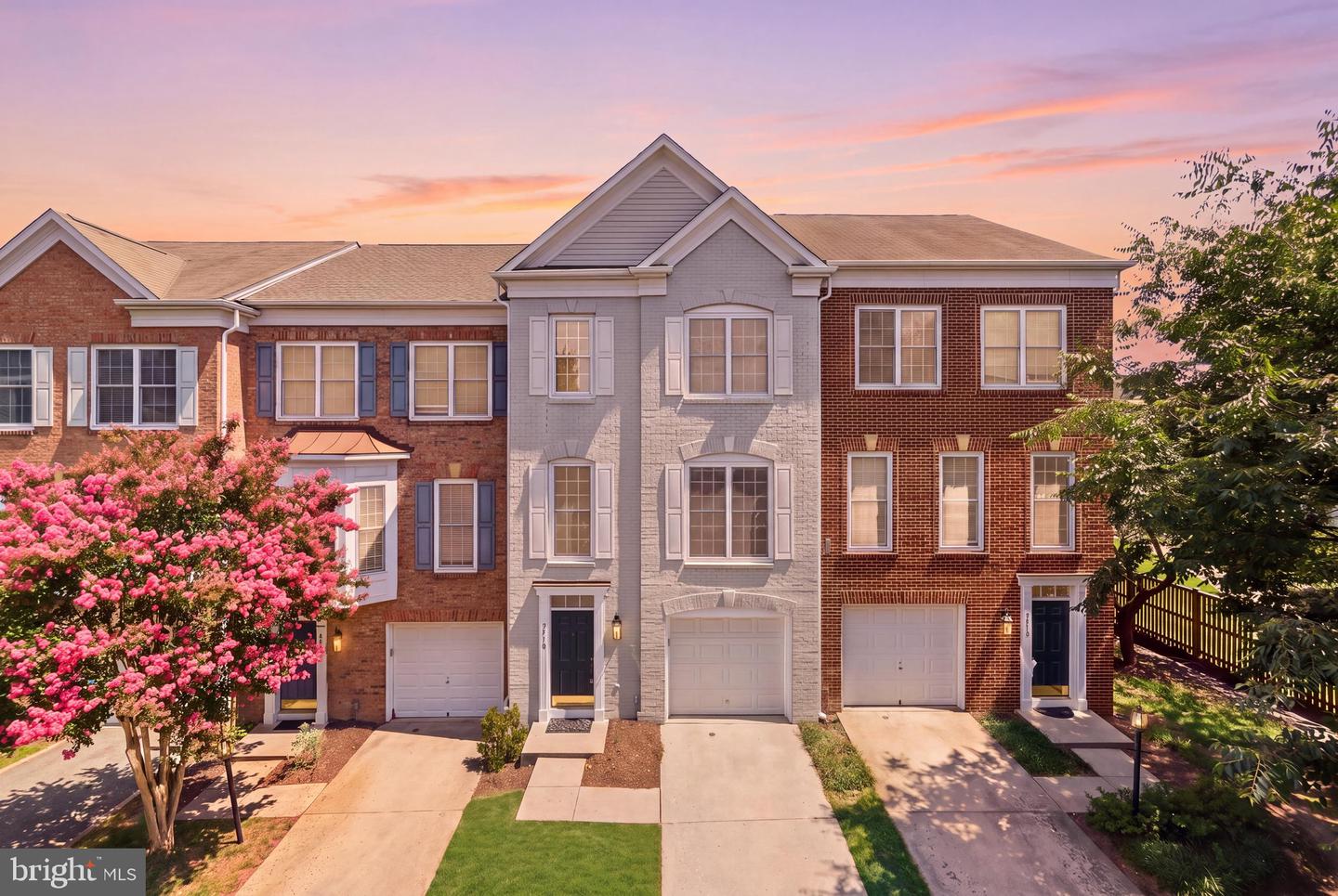 2512 Terra Cotta Circle