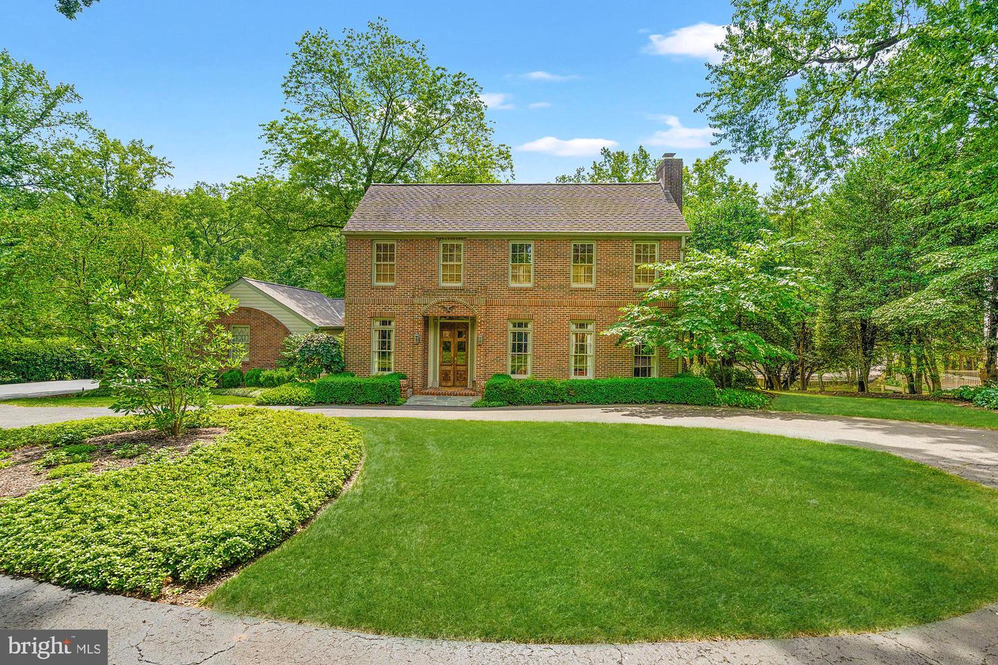 1033 Swinks Mill Road, Mclean