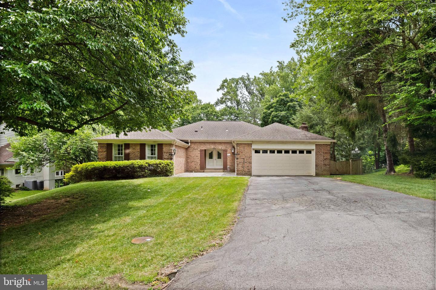 712 Ridge Drive