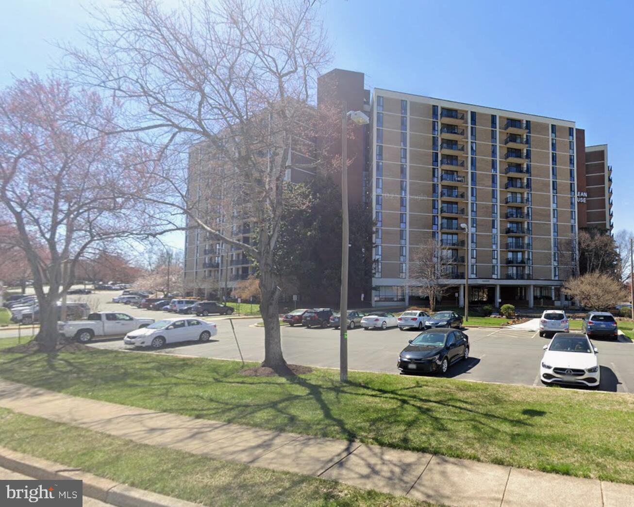 6800 Fleetwood Road #414