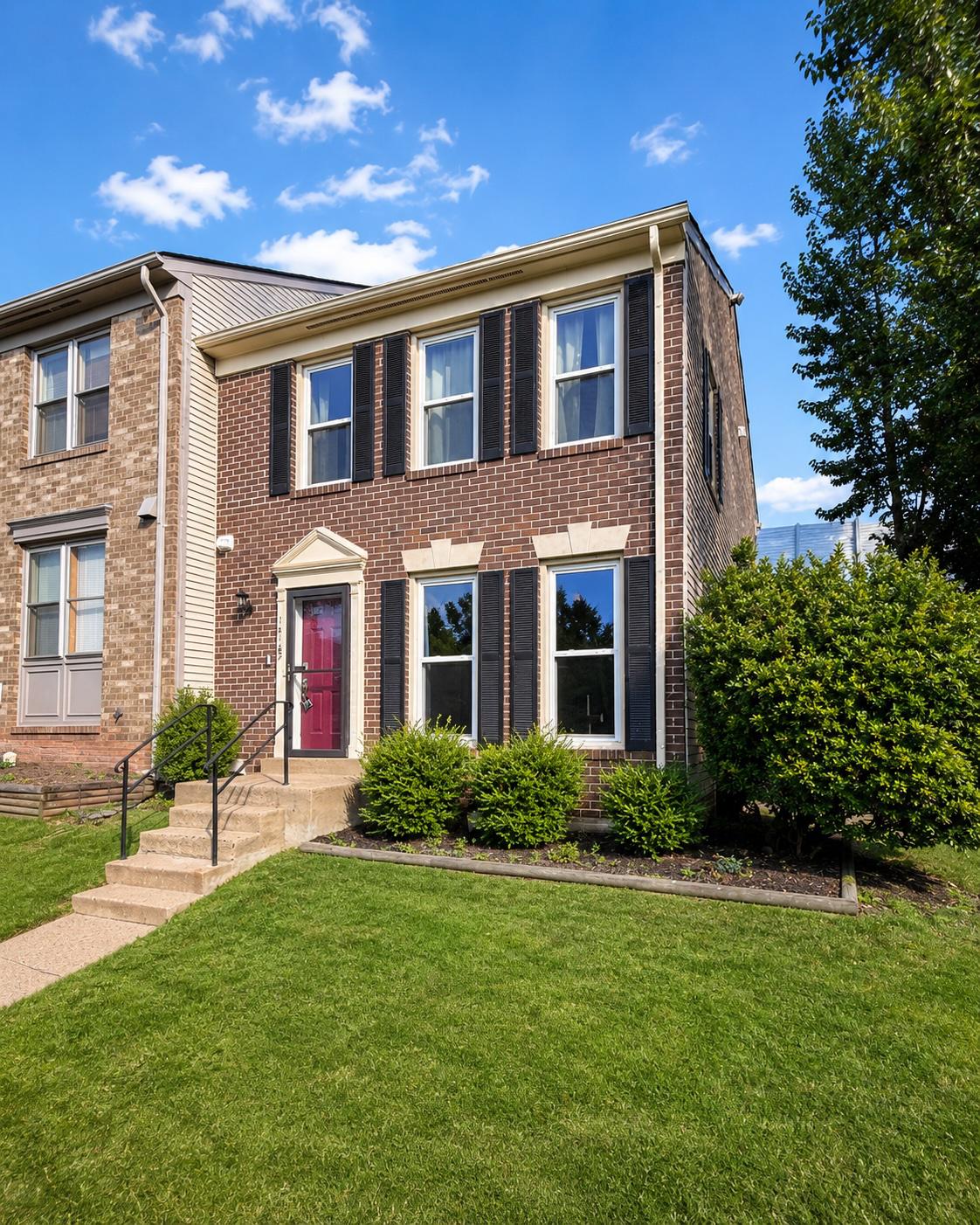 14187 Royal Oak Lane