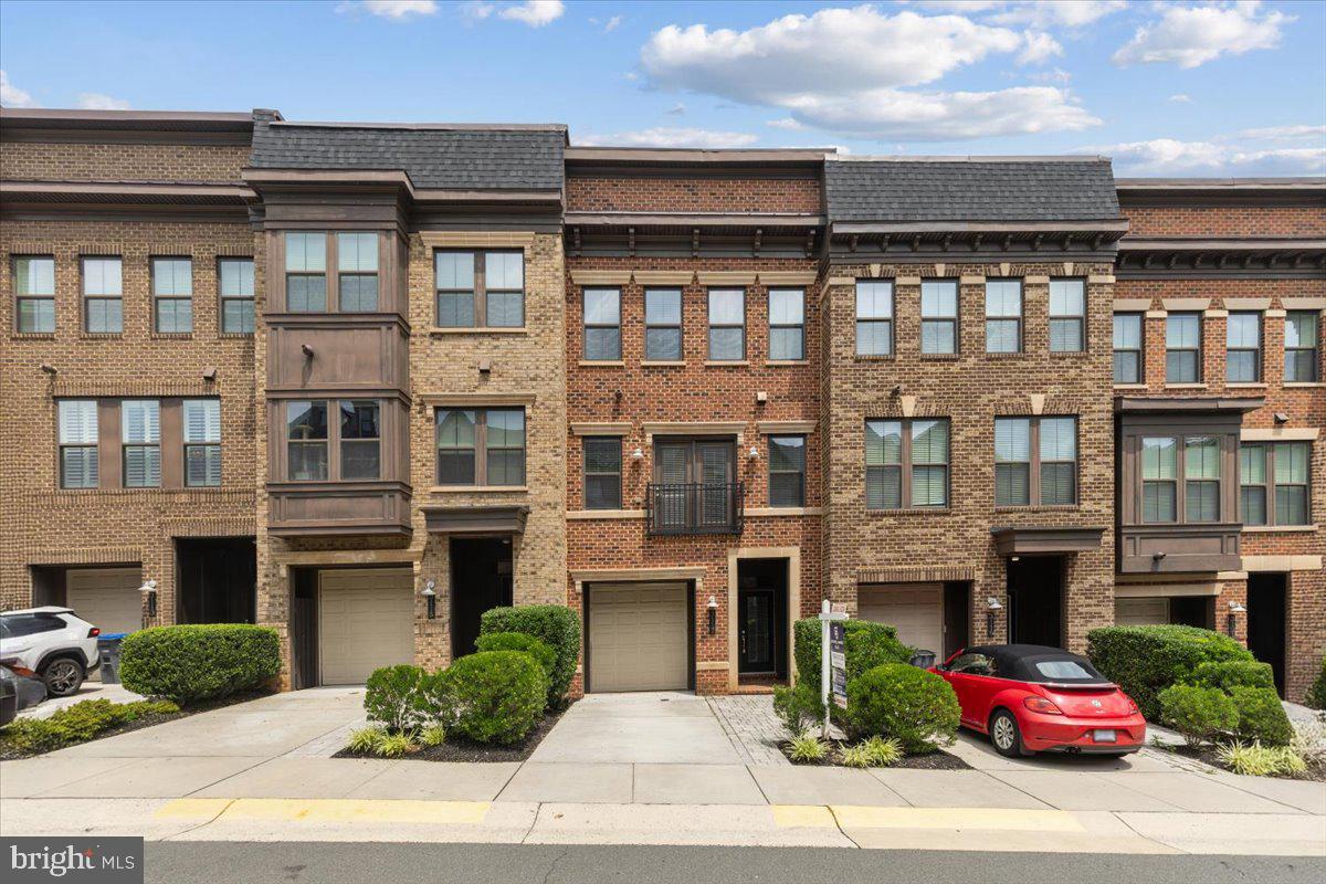 3117 Sundrops Court