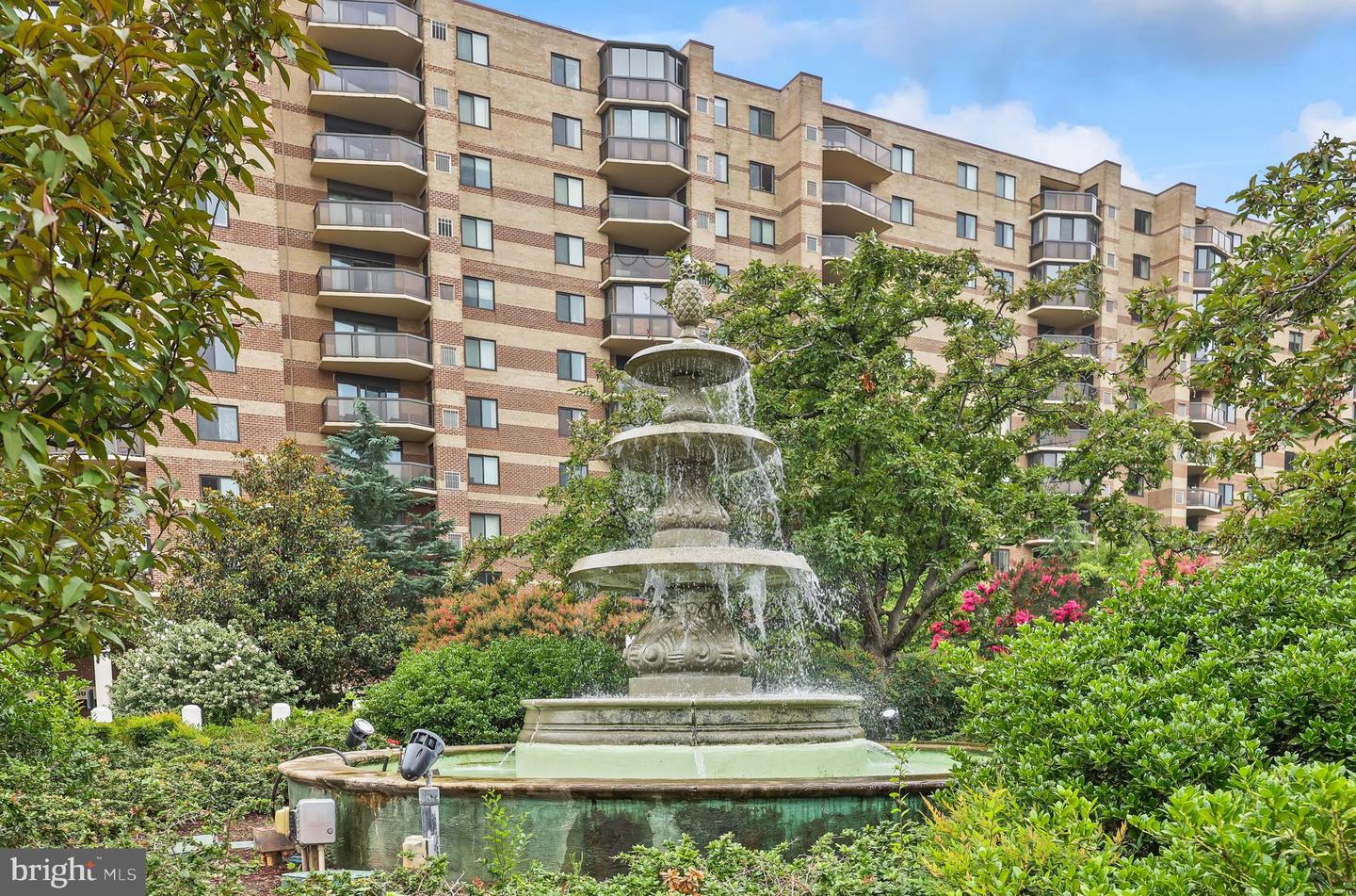 8370 Greensboro Drive #402