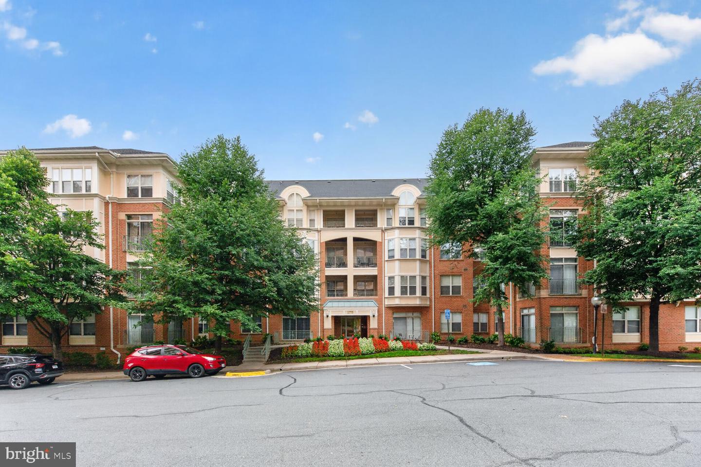 11775 Stratford House Place #112