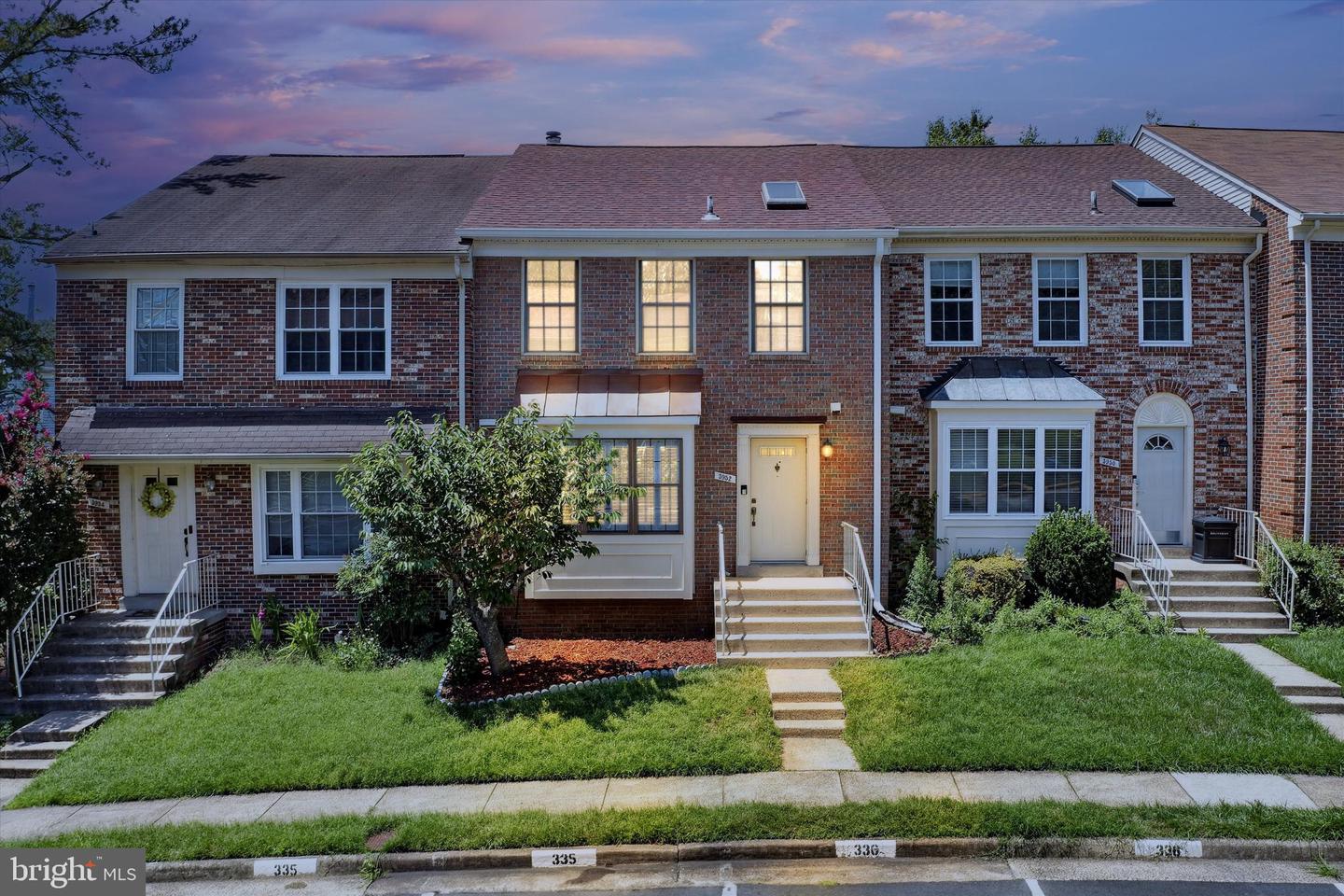 3952 Rosebay Court