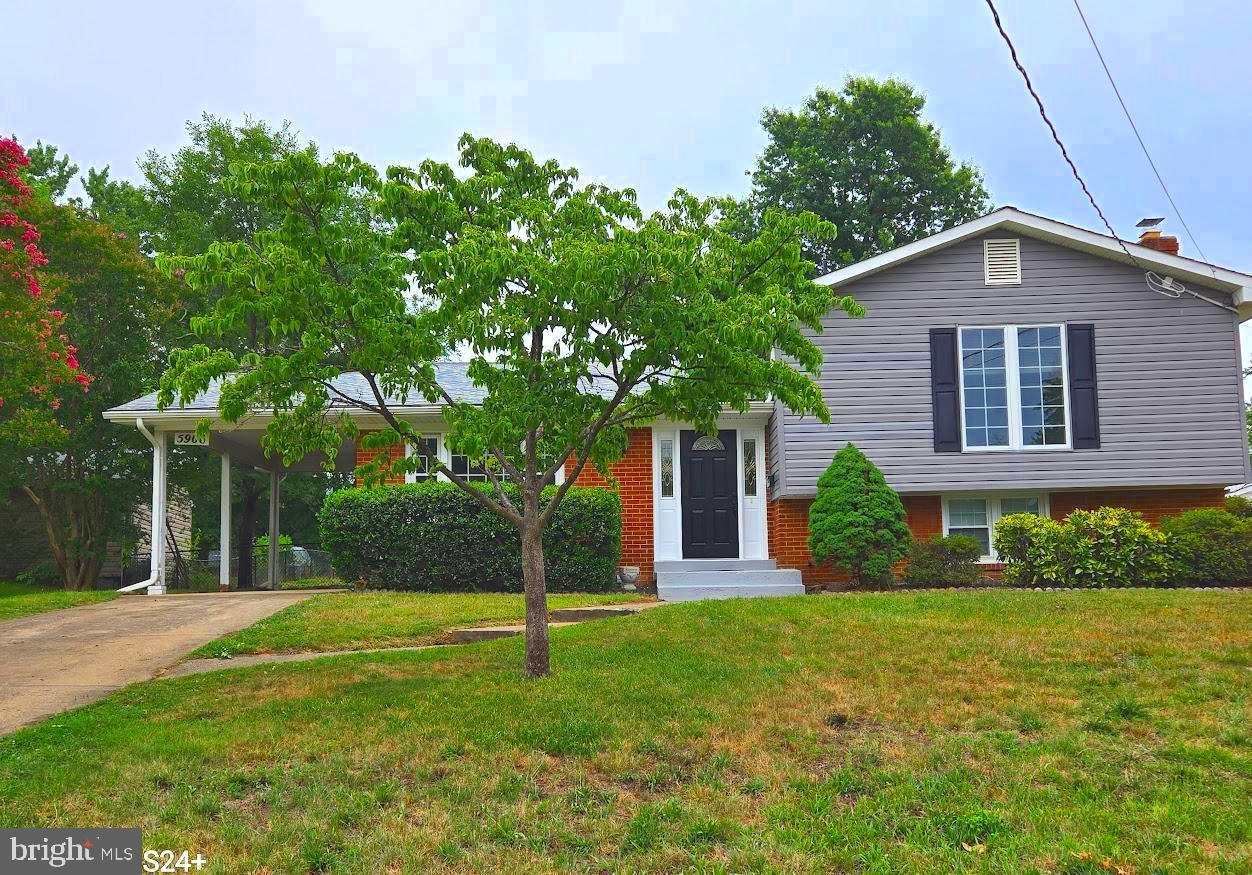 5906 King James Drive