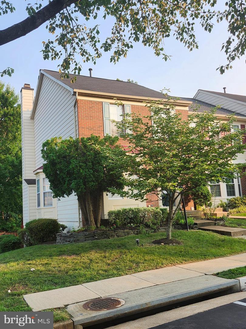 5227 Dunstable Lane
