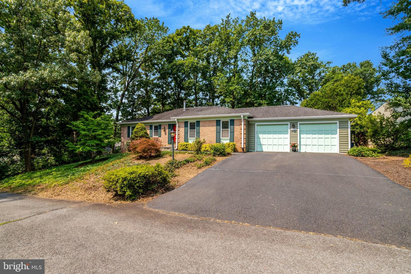 6104 Juneberry Court