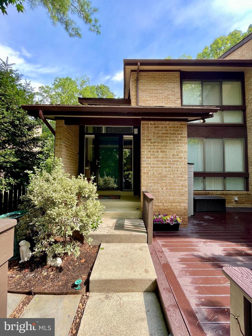 11310 Dockside Circle