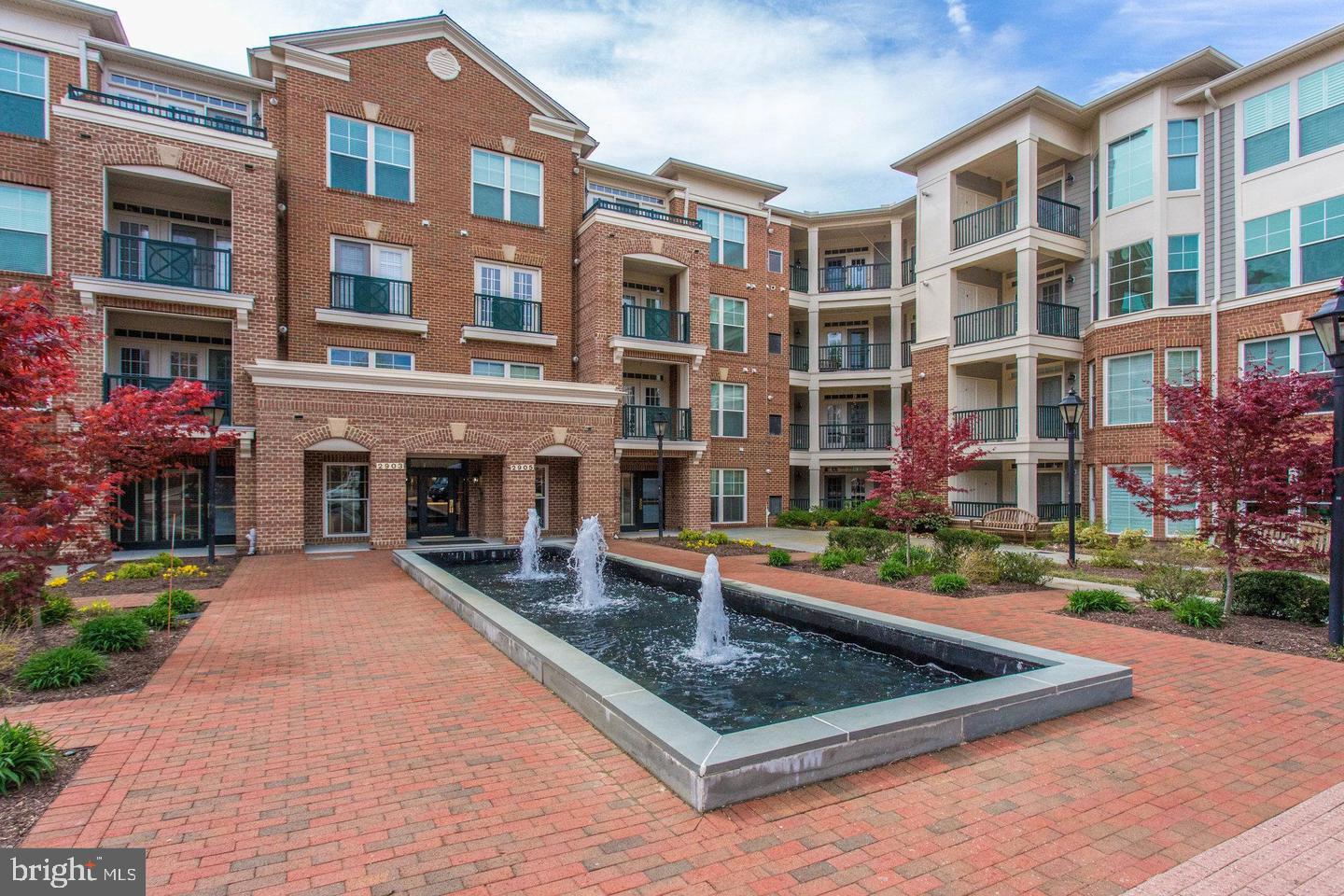 2907 Saintsbury Plaza #404