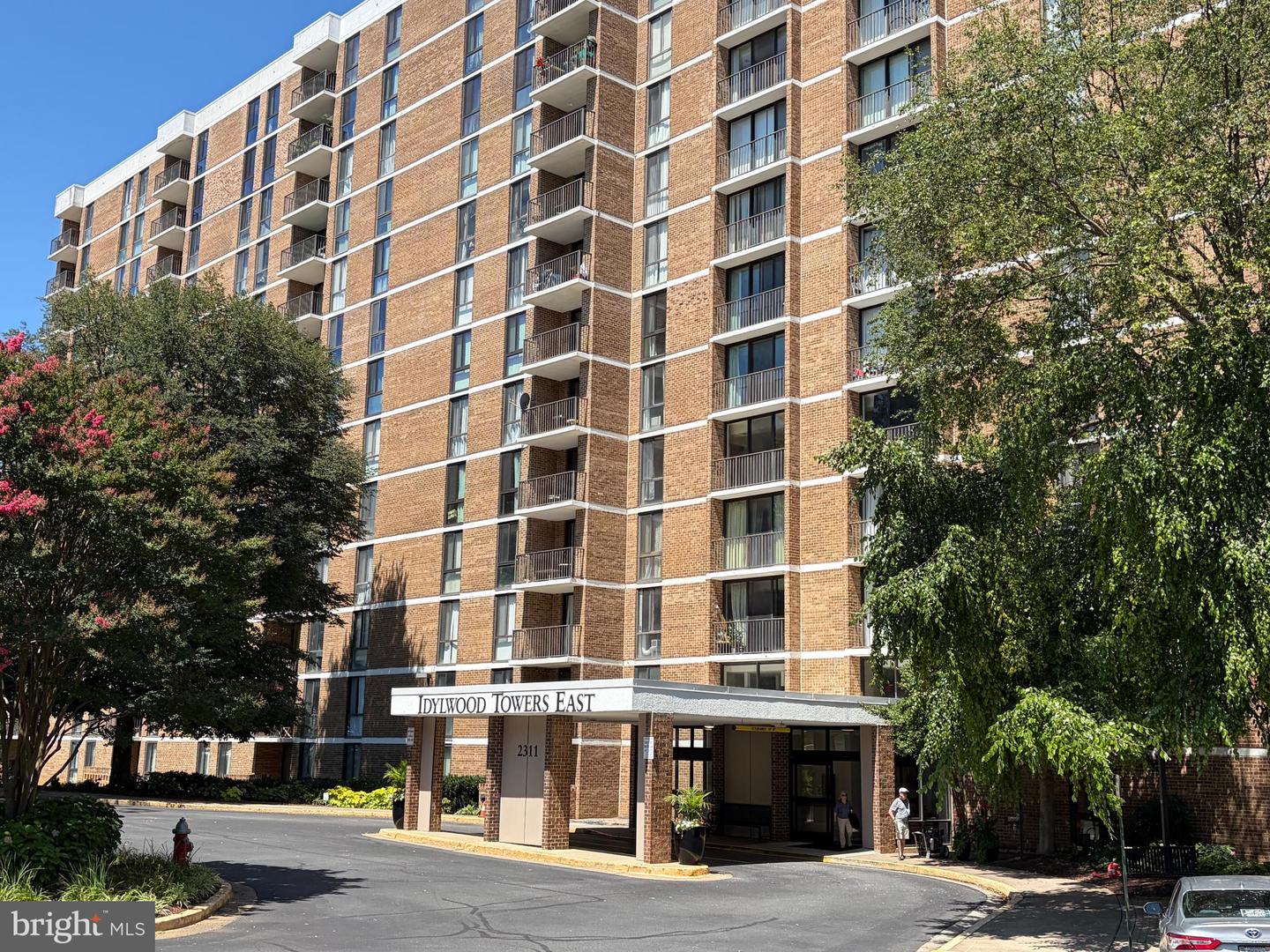 2311 Pimmit Drive #706