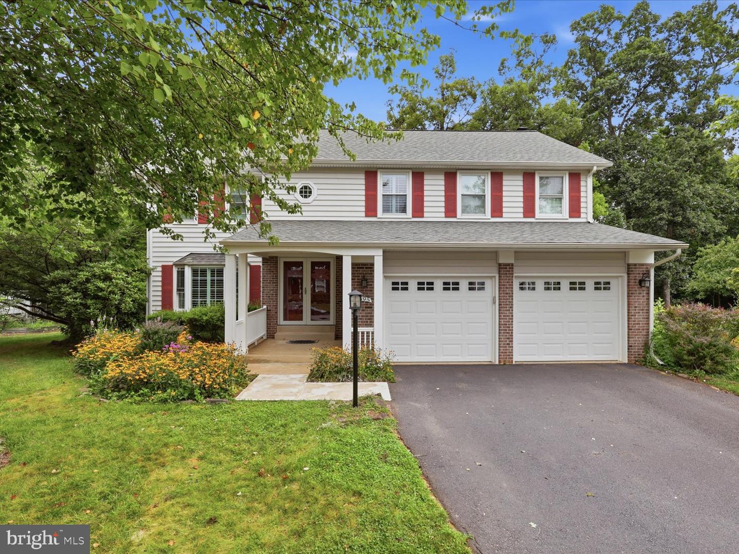 6595 Rockland Drive