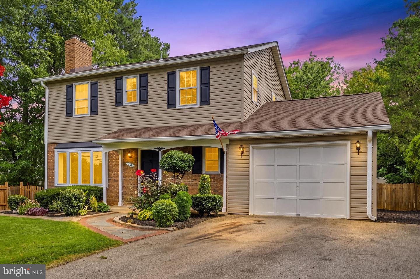 2706 Popkins Lane, Alexandria