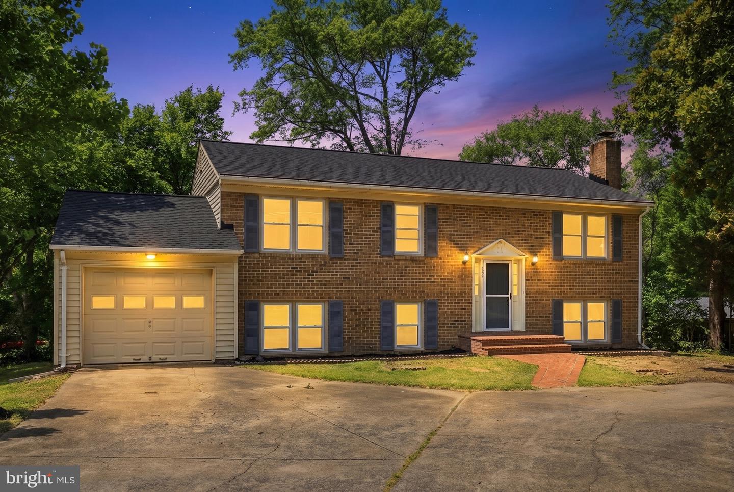 1534 Malvern Hill Place, Herndon