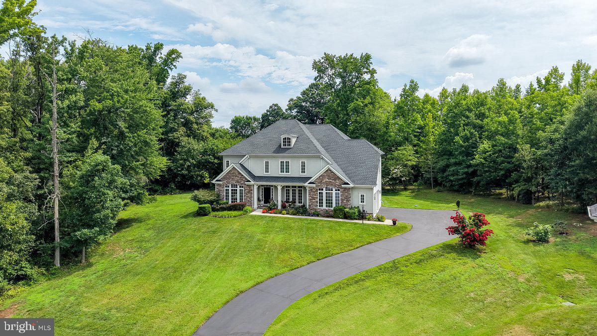 8906 Laurel Overlook Drive