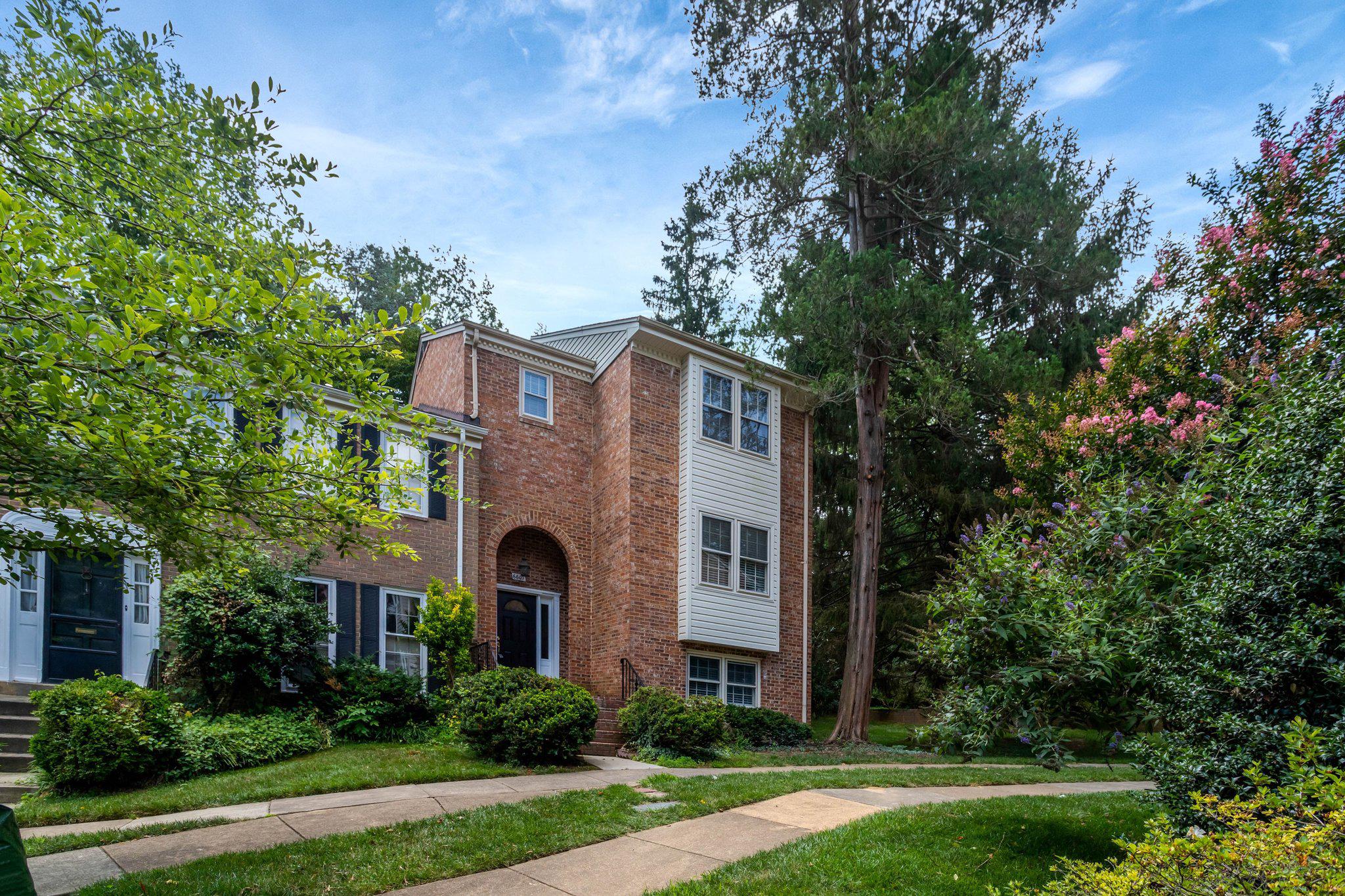 6607 Midhill Place