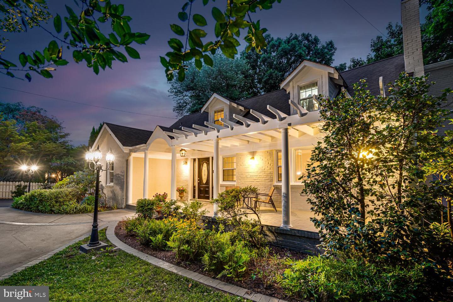 8049 Idylwood Road