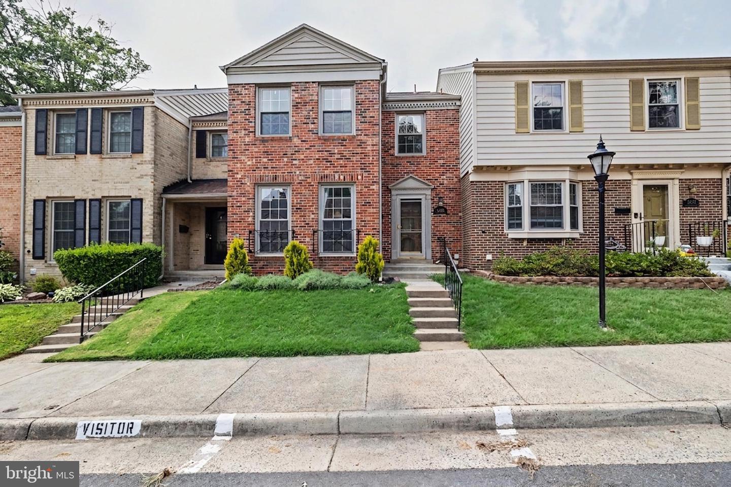 5426 Cabot Ridge Court