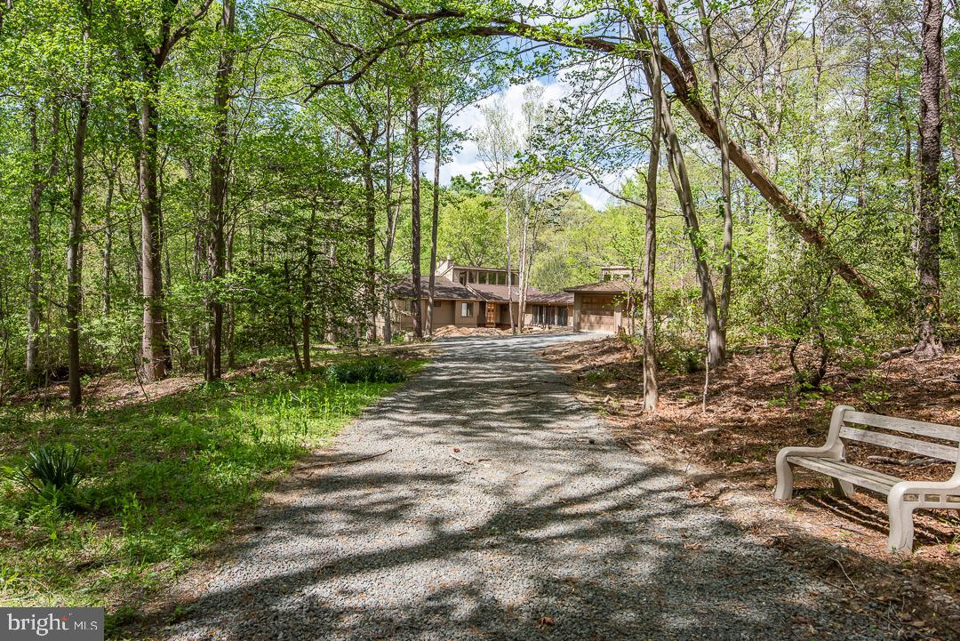 7322 Lackawanna Drive