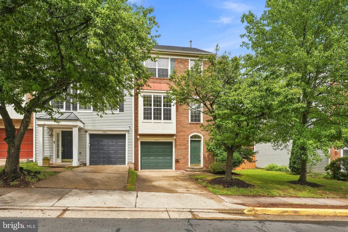 14214 Asher View
