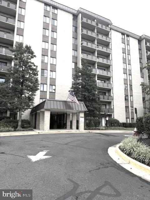 3101 S Manchester Street #420
