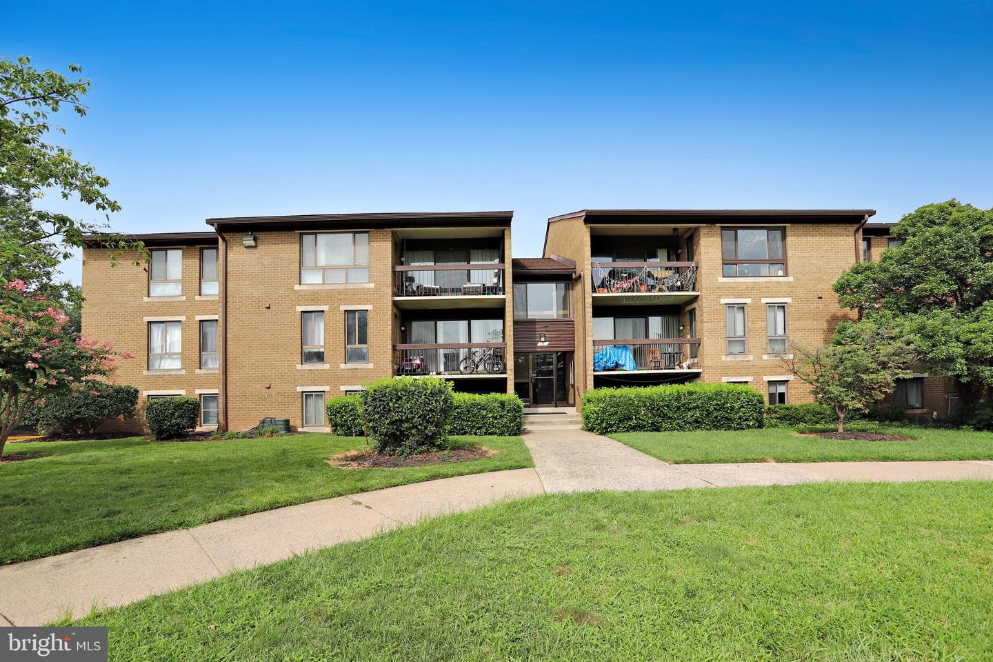 541 Florida Avenue #101