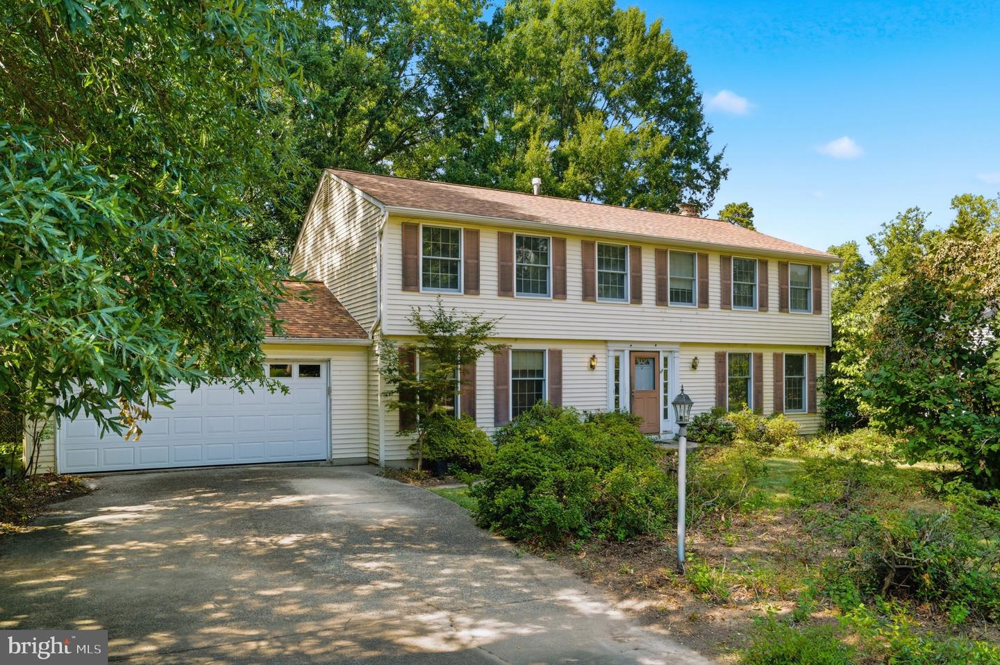 9812 Summerday Drive
