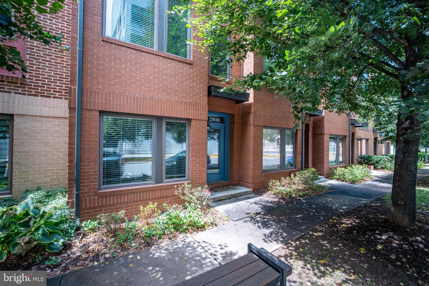 2908 Penny Lane