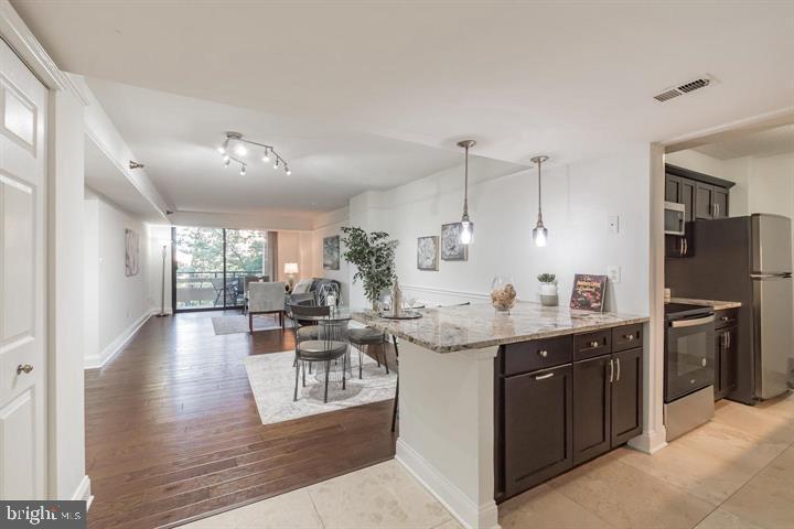 1808 Old Meadow Road #718