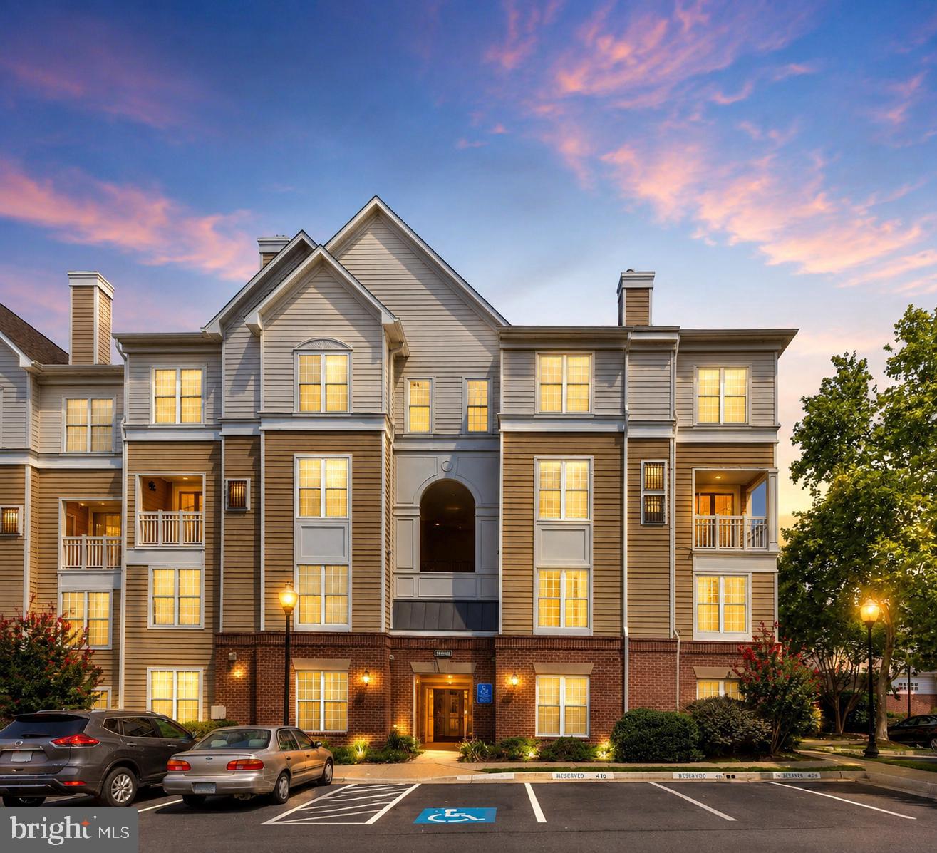 2108 Highcourt Lane #305