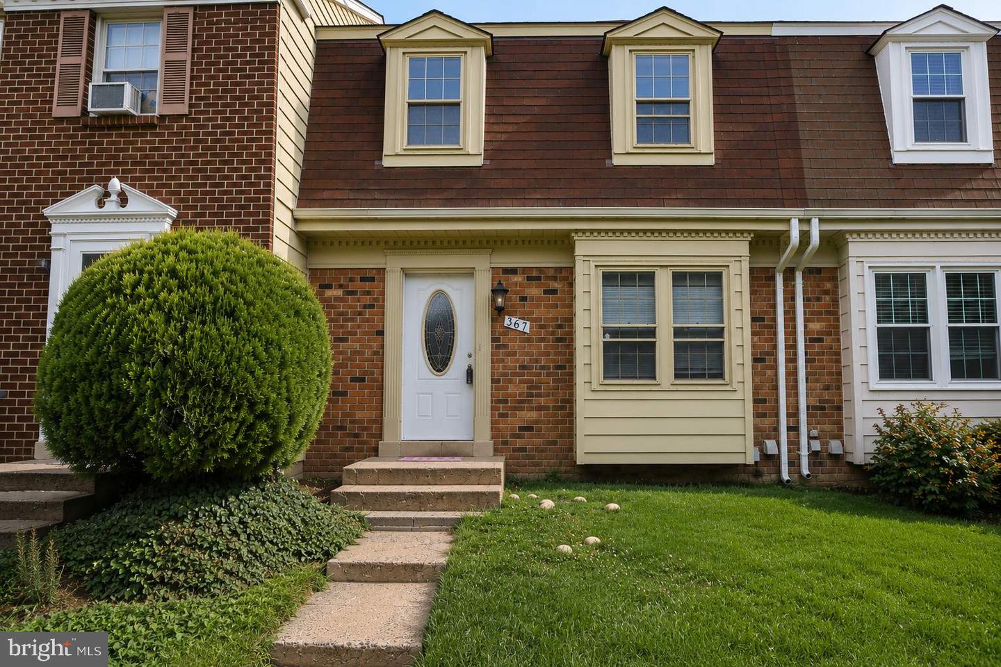 367 Linden Court