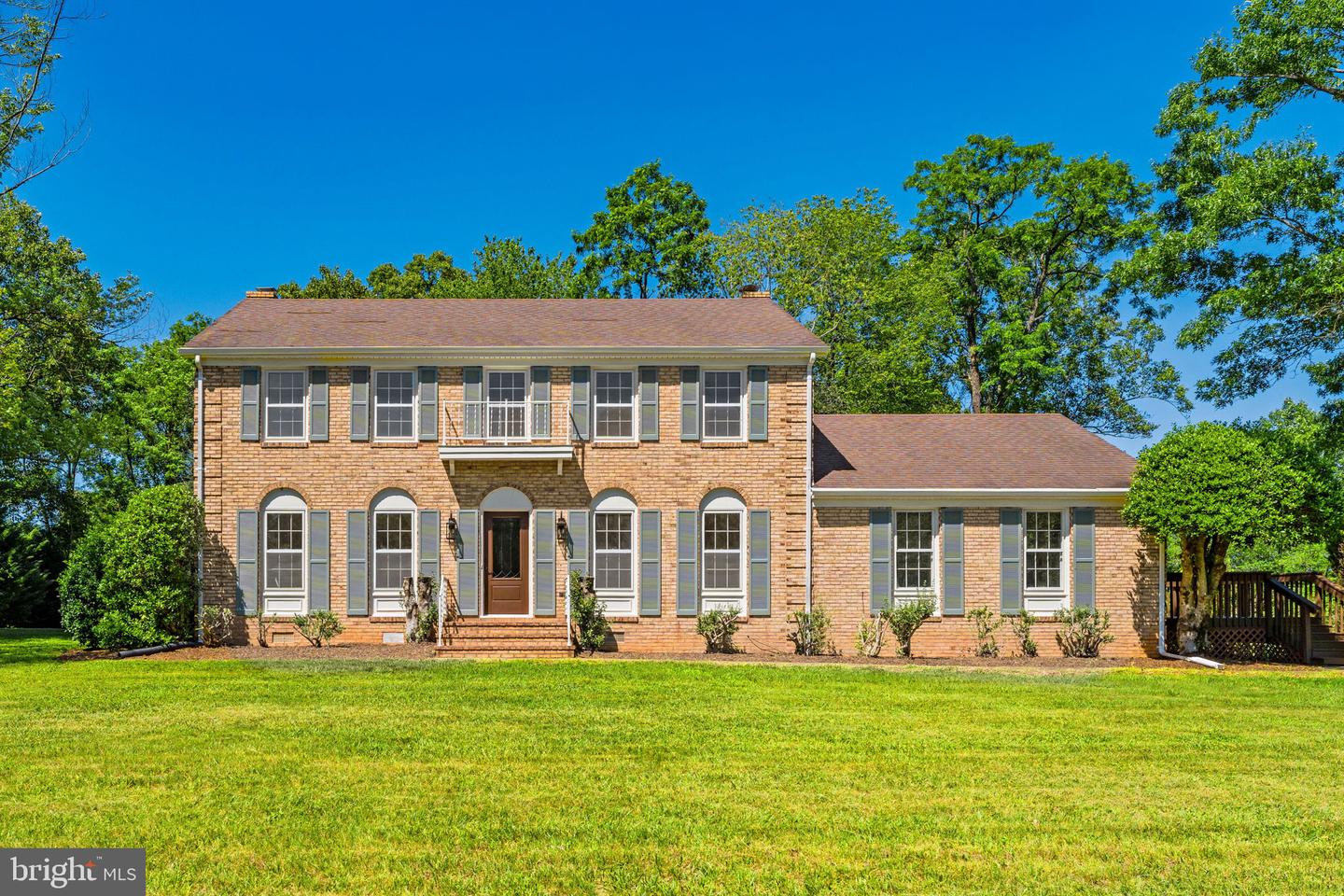 6989 Fredericksburg Rd