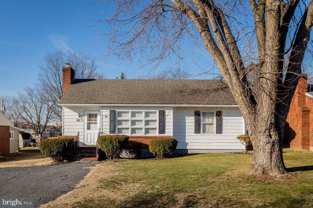 913 Spotswood Drive, Harrisonburg