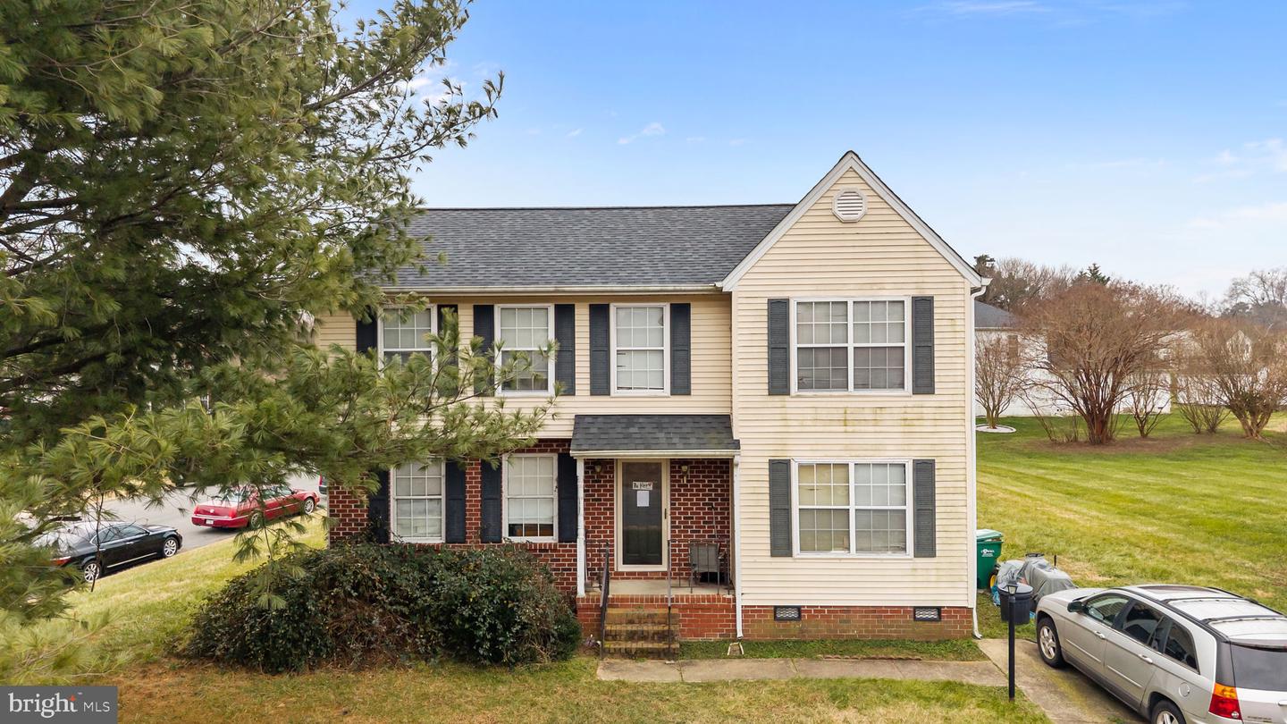 1735 Almond Creek North Terrace, Richmond