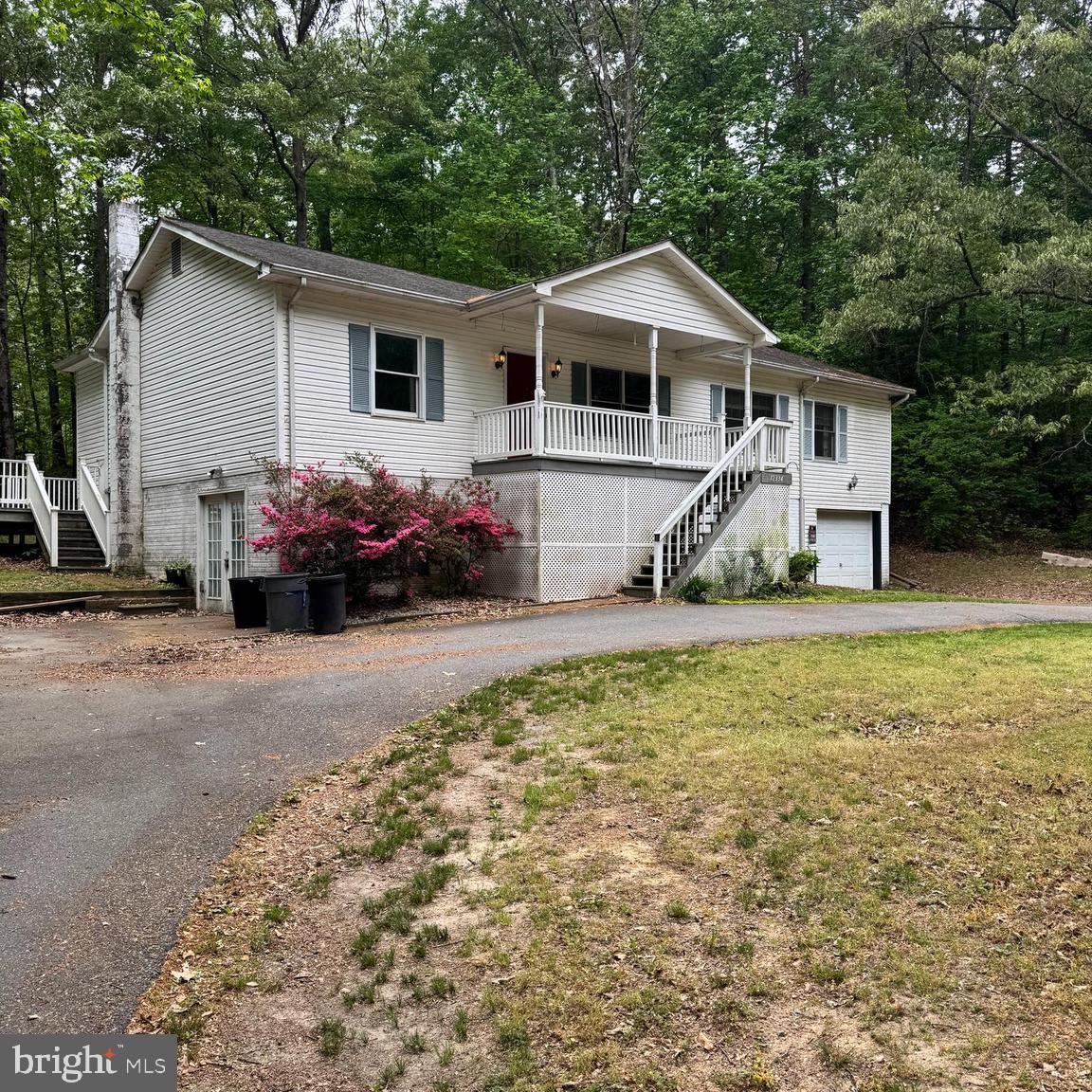 12334 Lakeview Drive, King George