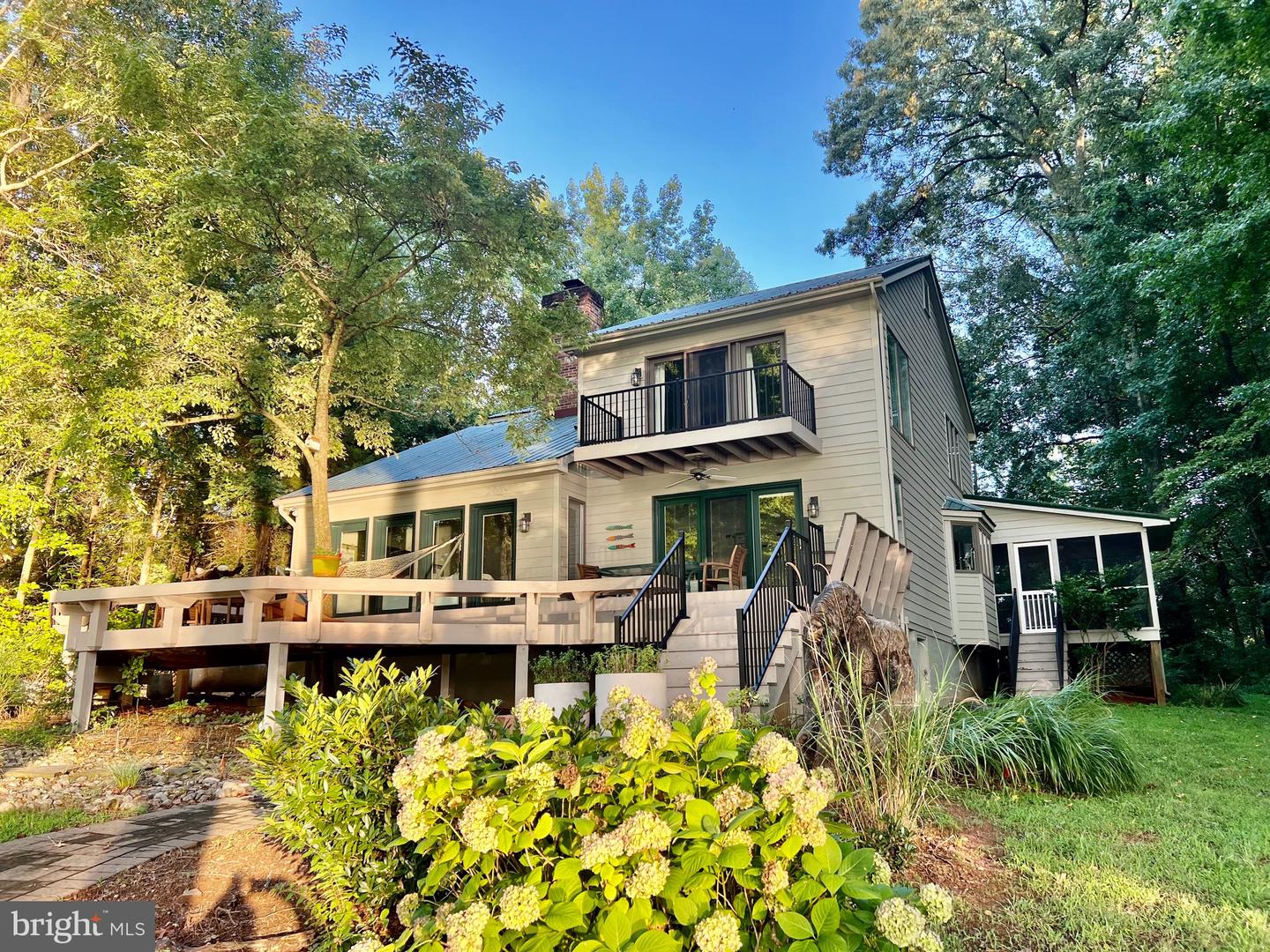 3337 Elk Creek Road, Mineral