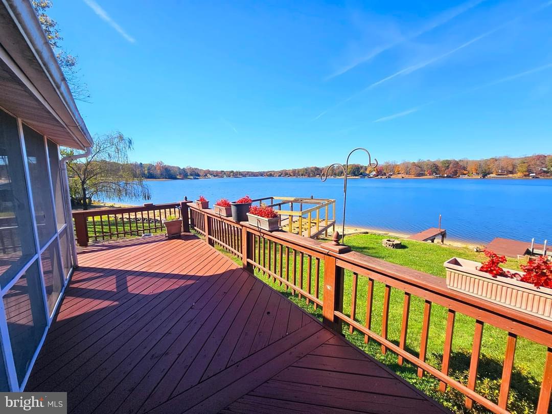 115 Lakeview Circle, Louisa