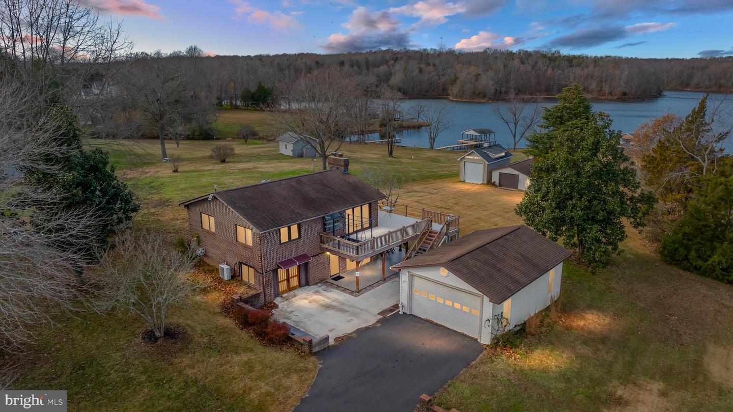 41 Carr Circle, Mineral