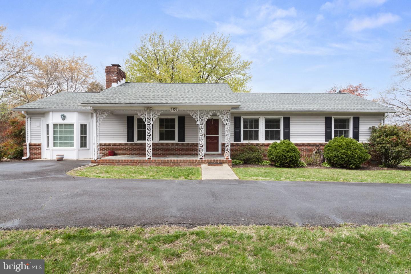 189 Bluewater Boulevard N, Mineral