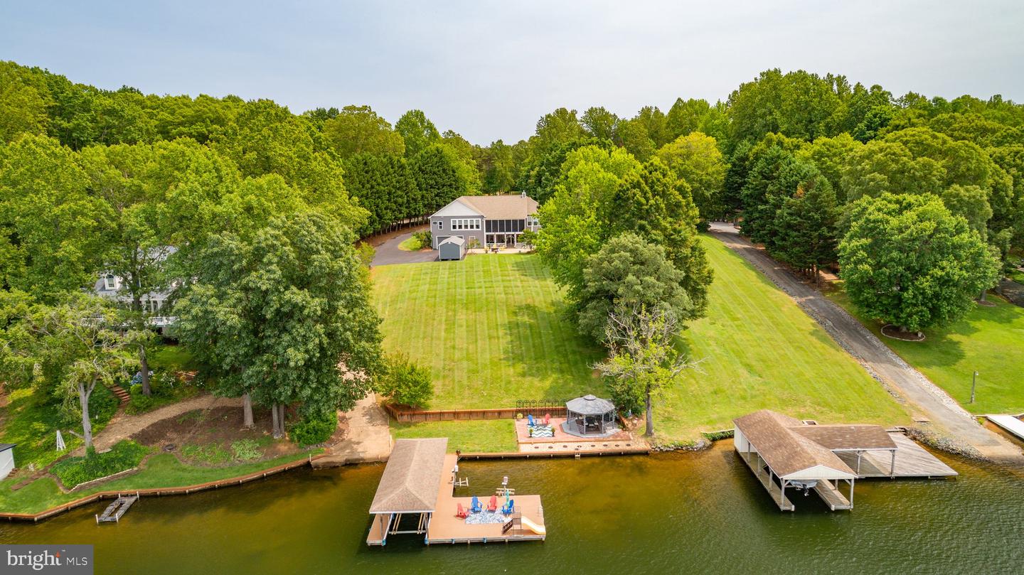 565 Busbees Point Road, Bumpass